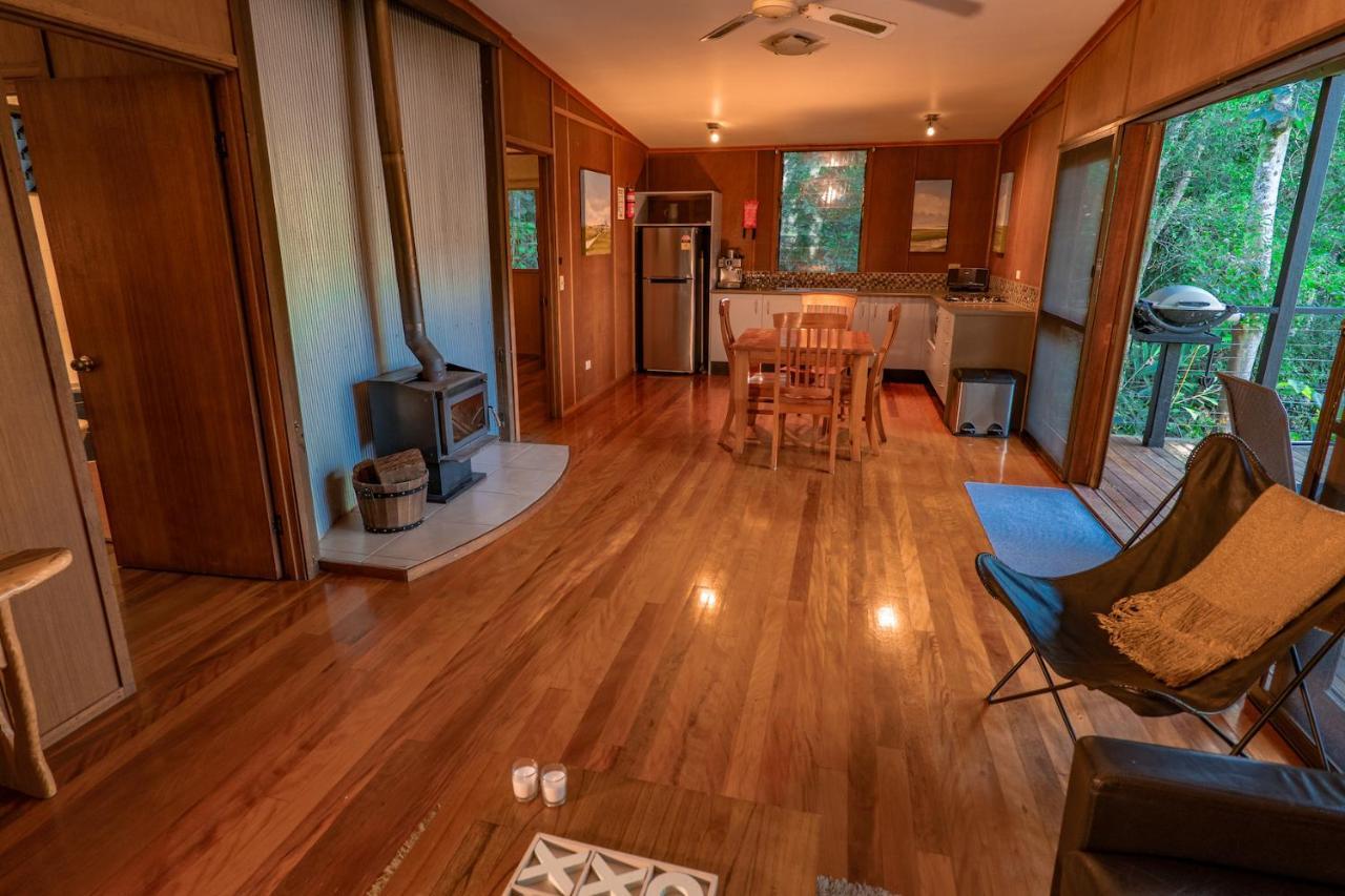 Whispering Valley Cottage Retreat เมลเลนี ภายนอก รูปภาพ